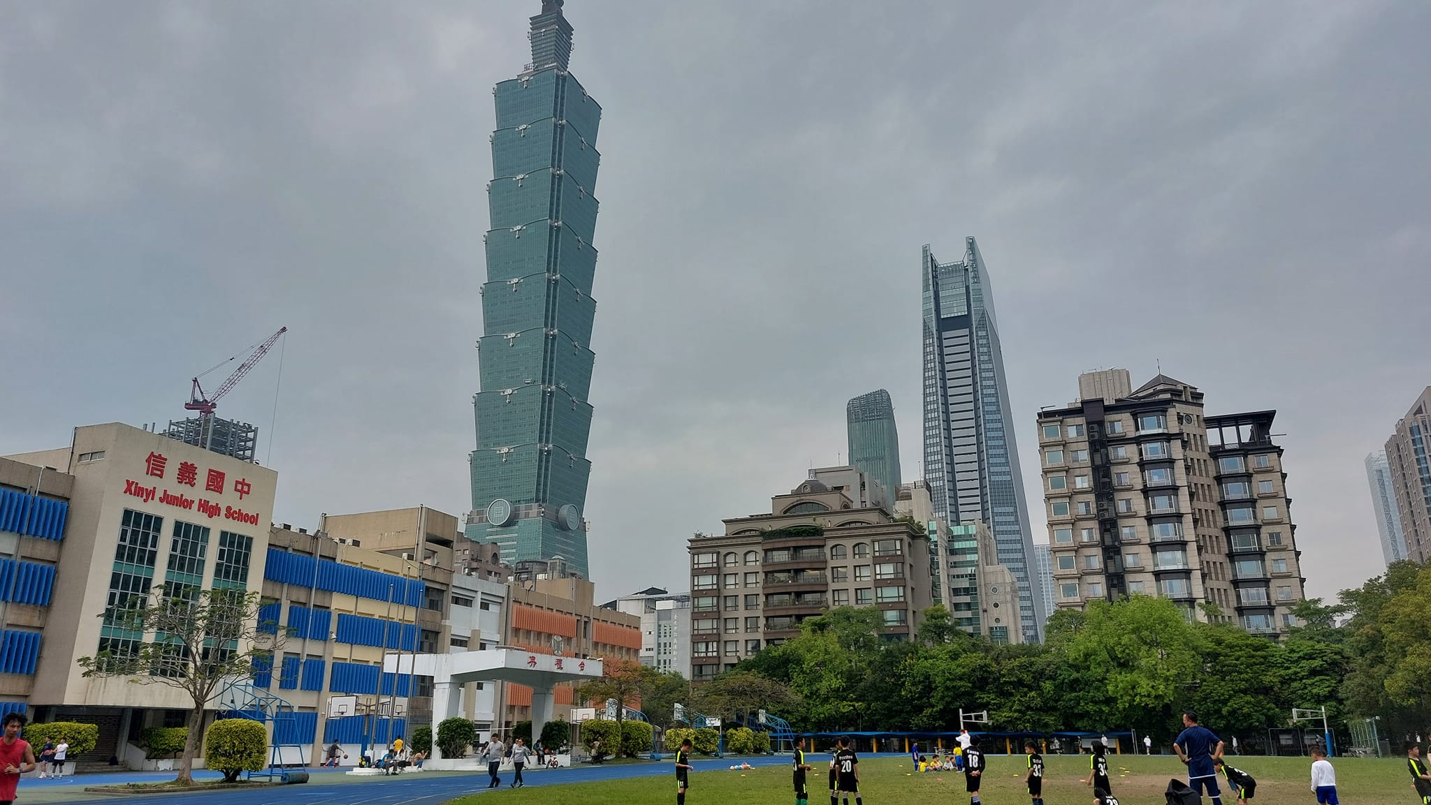 手機上傳