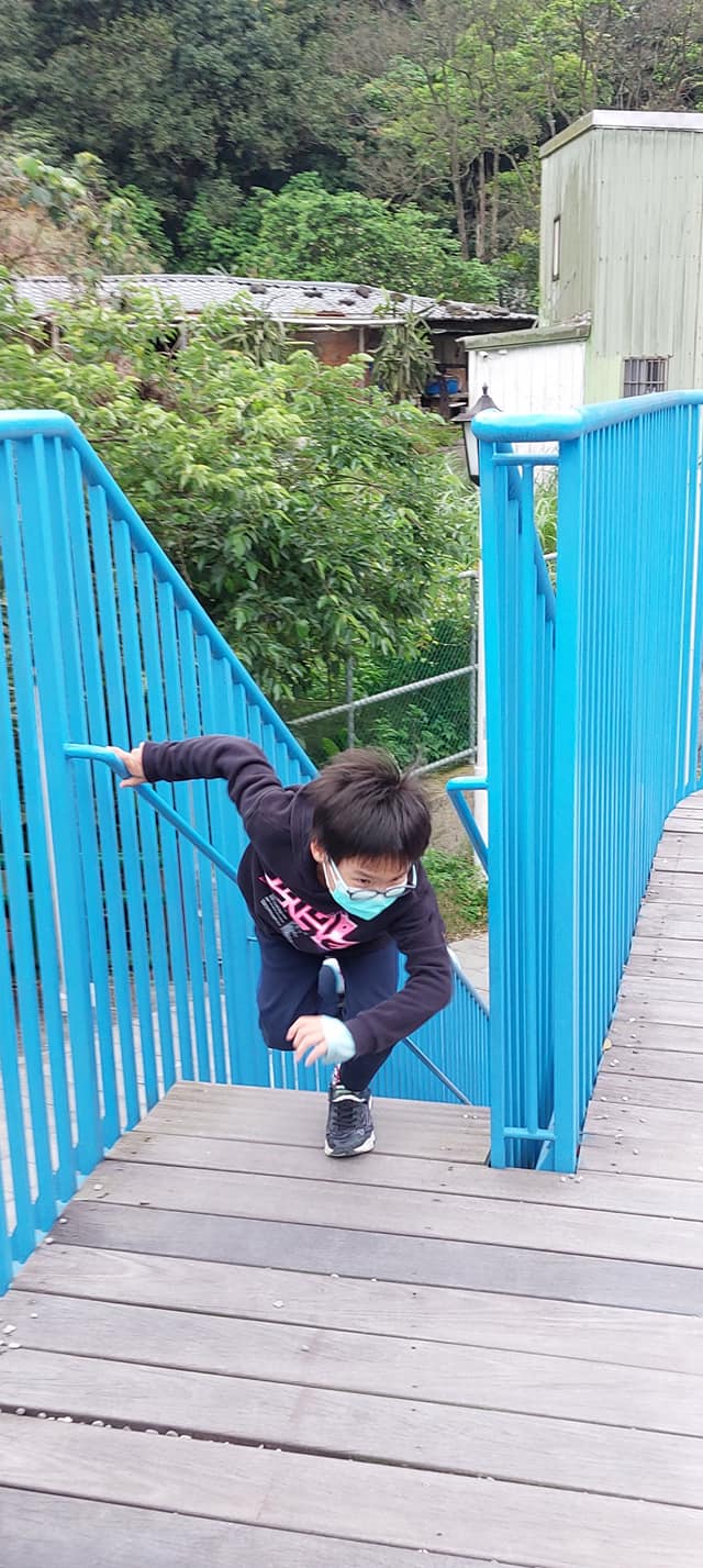 康誥坑公園停車攻略