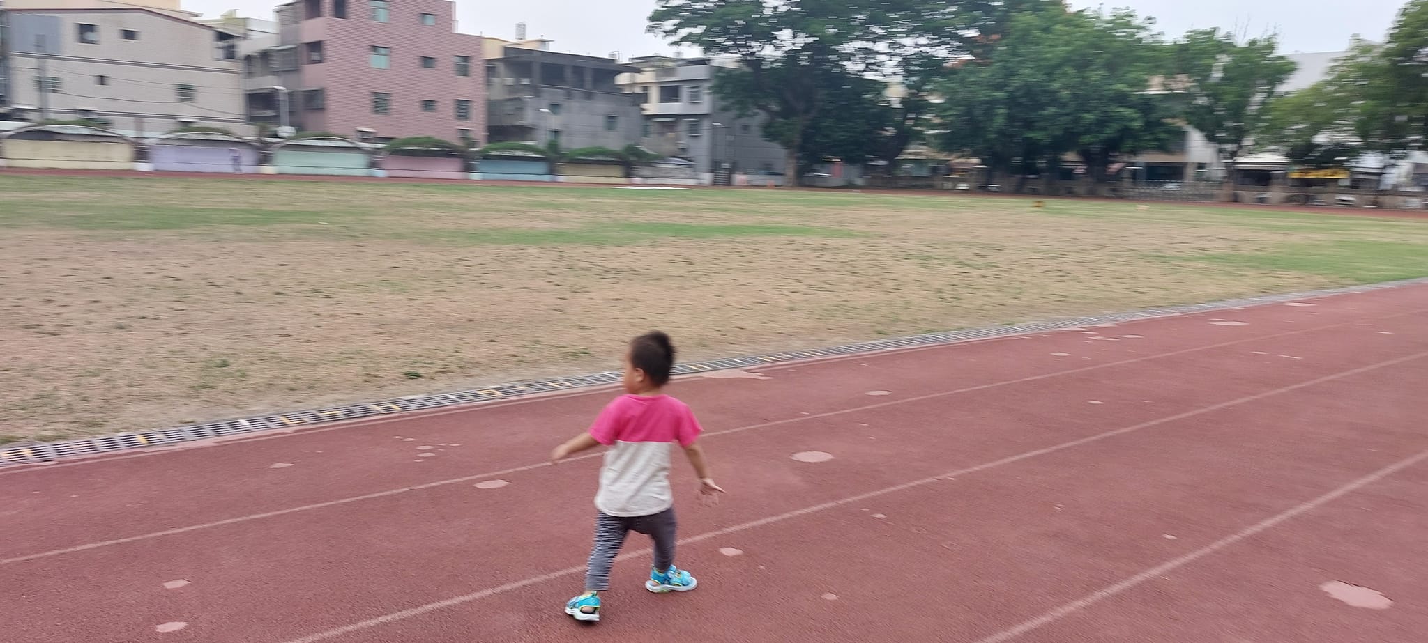 手機上傳