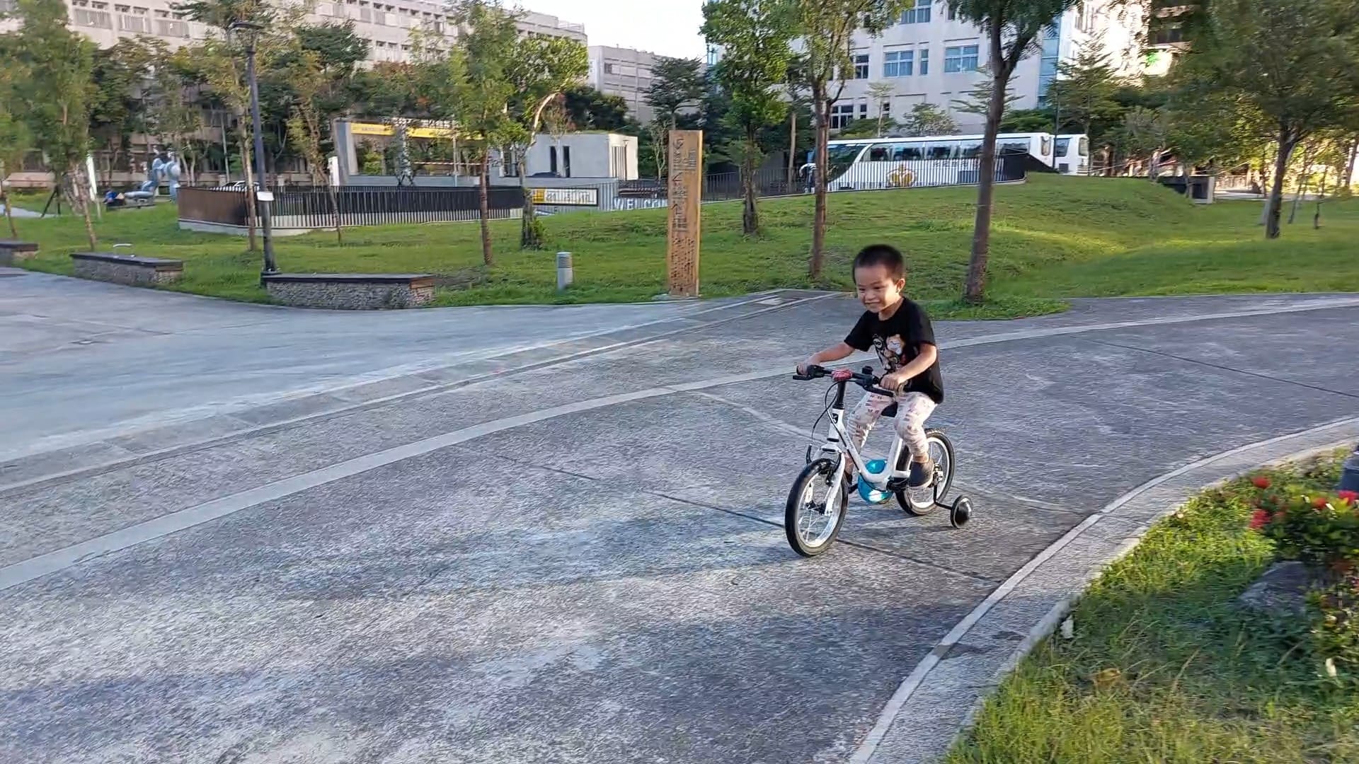 手機上傳
