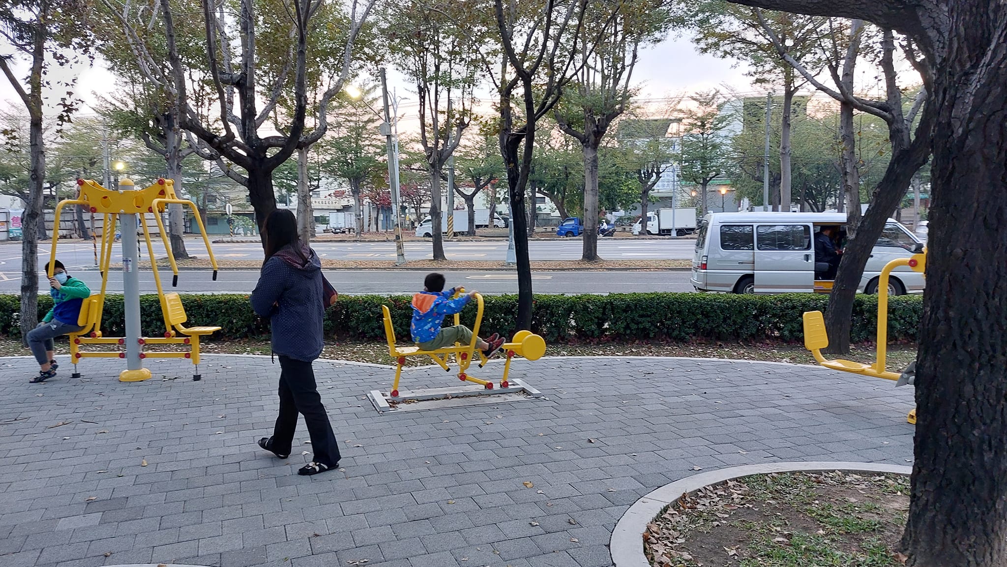 手機上傳