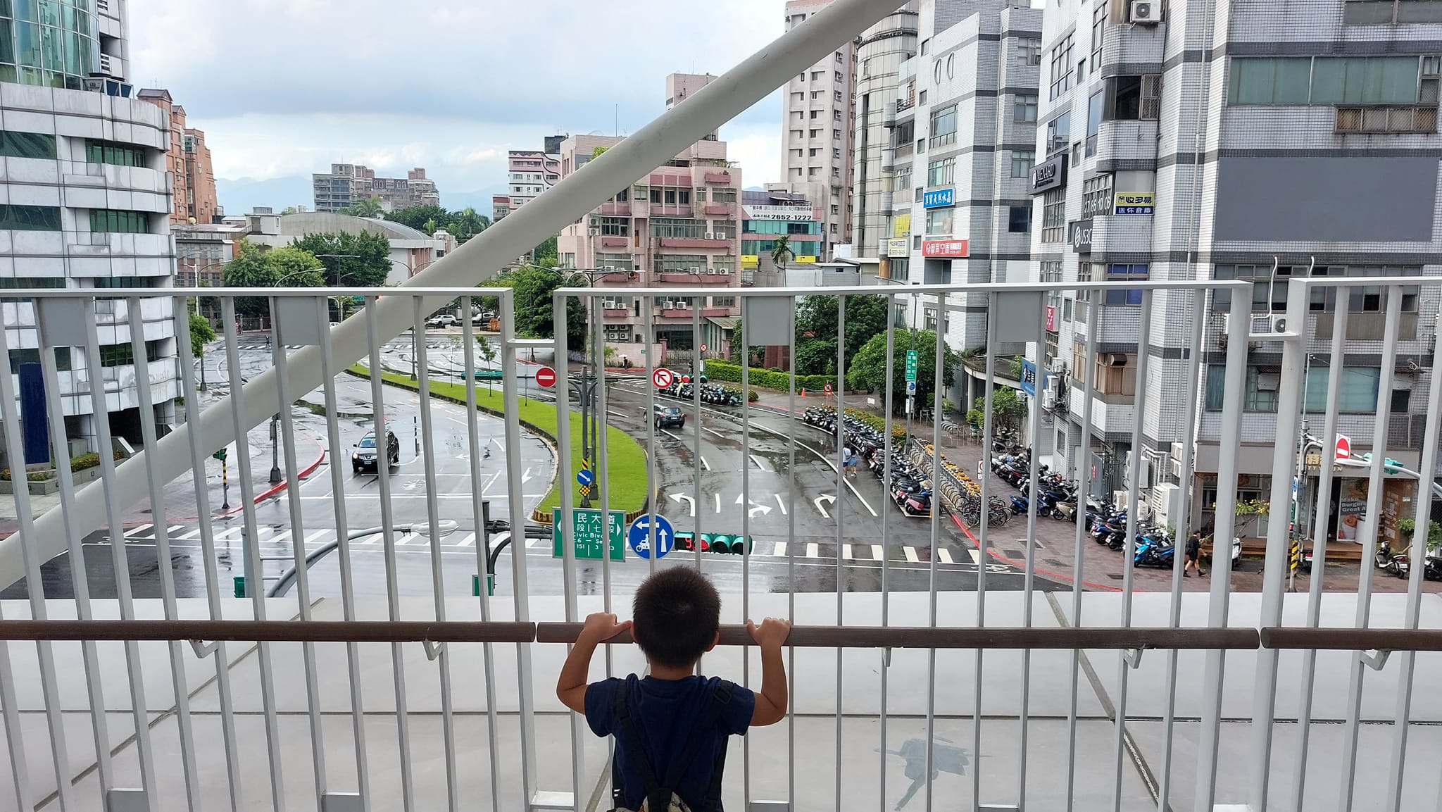手機上傳